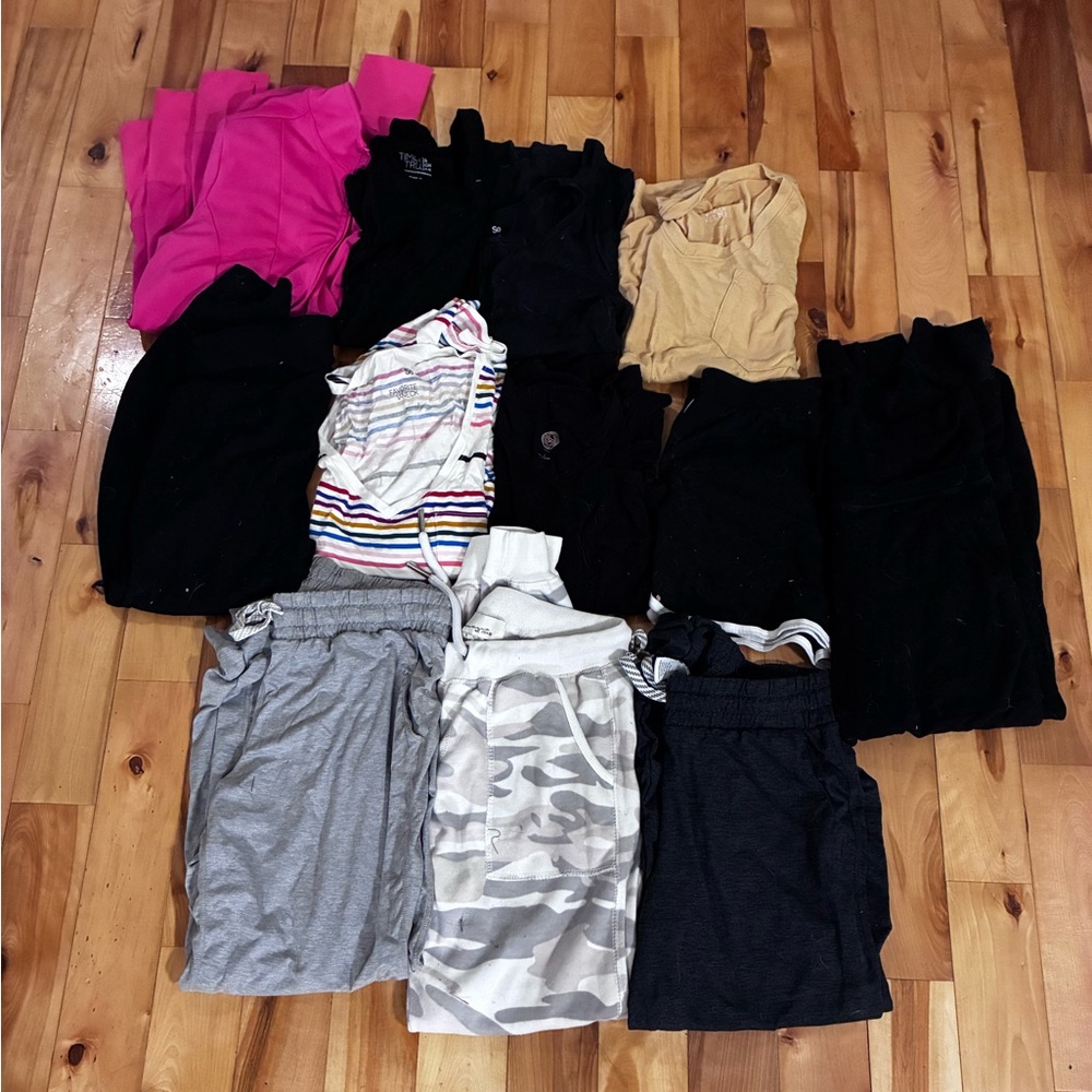 Bundle of woman’s size small clothing